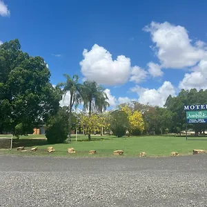 Jumbuck Motor - Pool - Pet Friendly Section - King Beds 3* Longreach