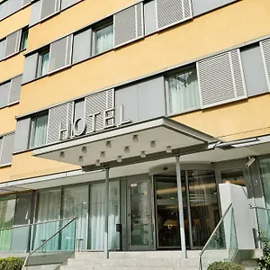 Courtyard By Marriott Schoenbrunn Ξενοδοχείο Βιέννη